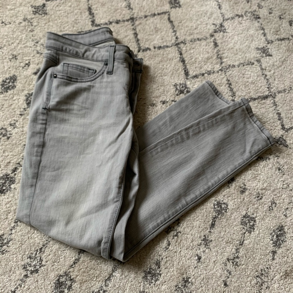 Slim X by Spanx cropped jean